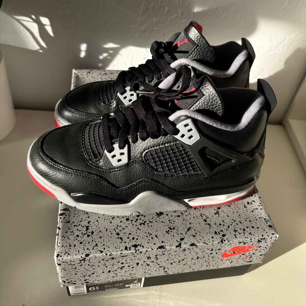 Jordan 4 bred 6.5y